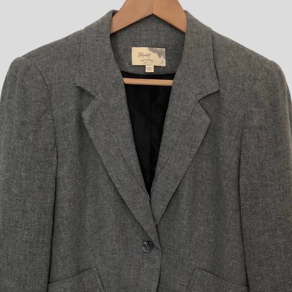 Elizabeth and James Raw Edge Wool Blend Blazer - Picture 5 of 16